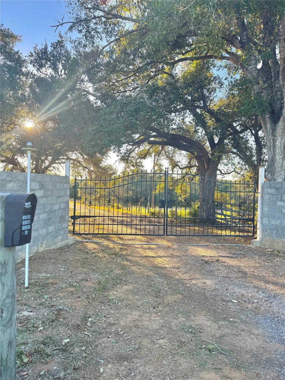 2636 E Fm 532 Schulenburg, TX 78956