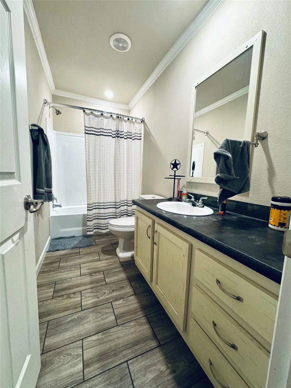 2636 E Fm 532 Schulenburg, TX 78956