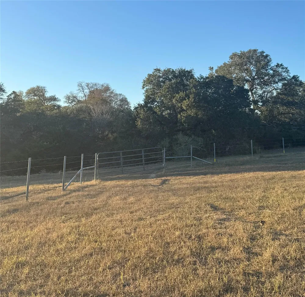 2636 E Fm 532 Schulenburg, TX 78956