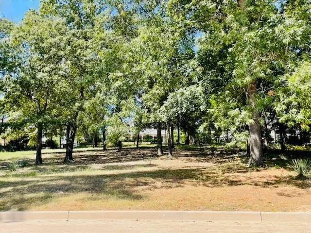 2835 Stewart Way Tyler, TX 75709