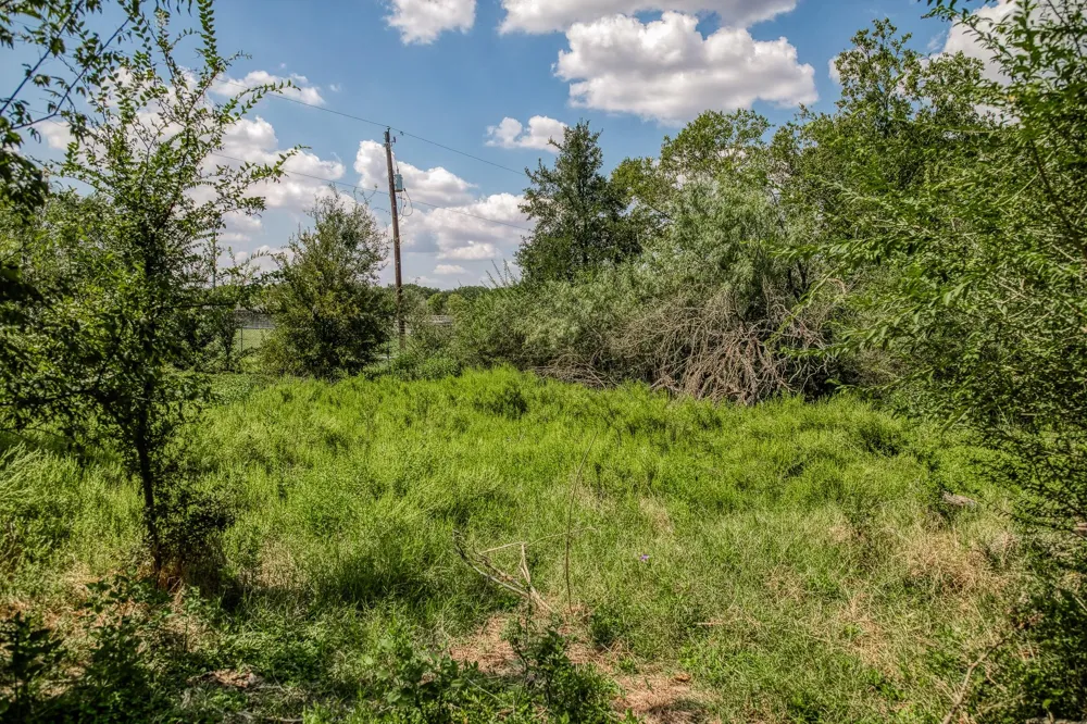 3208 W State Highway 21 Bryan, TX 77803