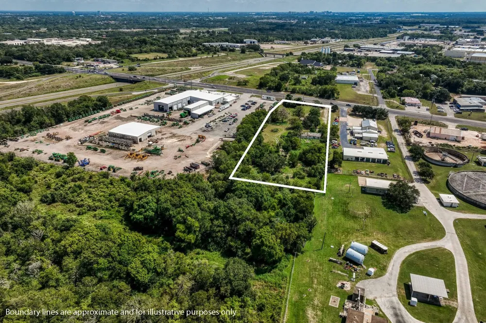 3208 W State Highway 21 Bryan, TX 77803