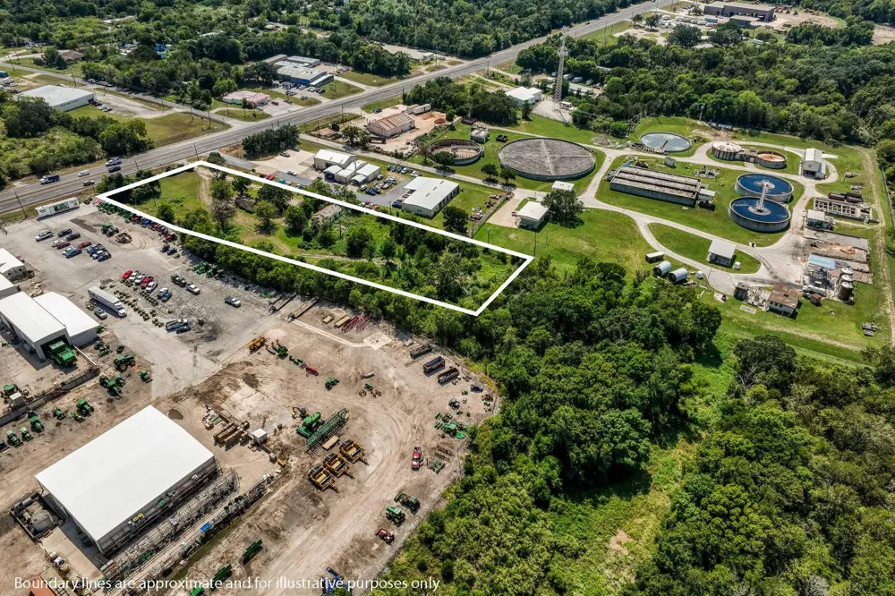3208 W State Highway 21 Bryan, TX 77803