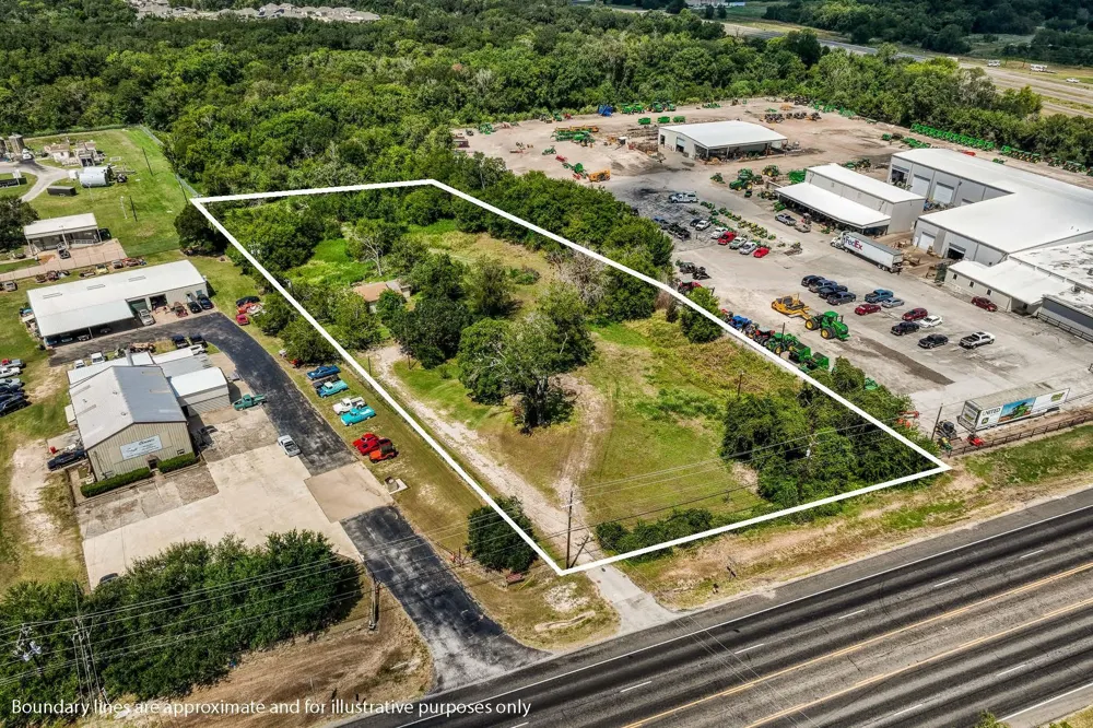 3208 W State Highway 21 Bryan, TX 77803
