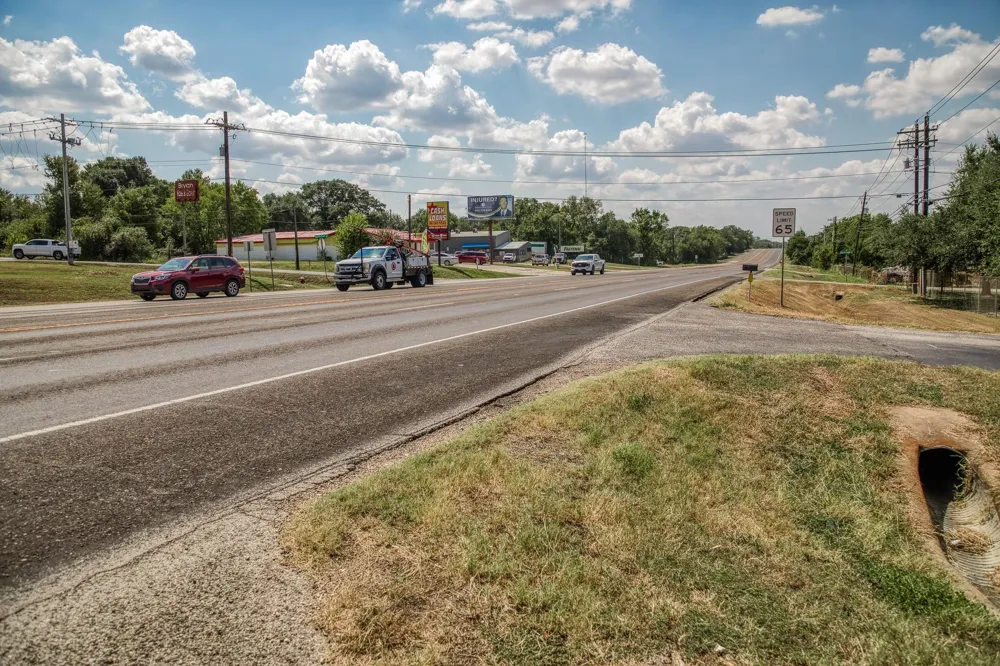 3208 W State Highway 21 Bryan, TX 77803