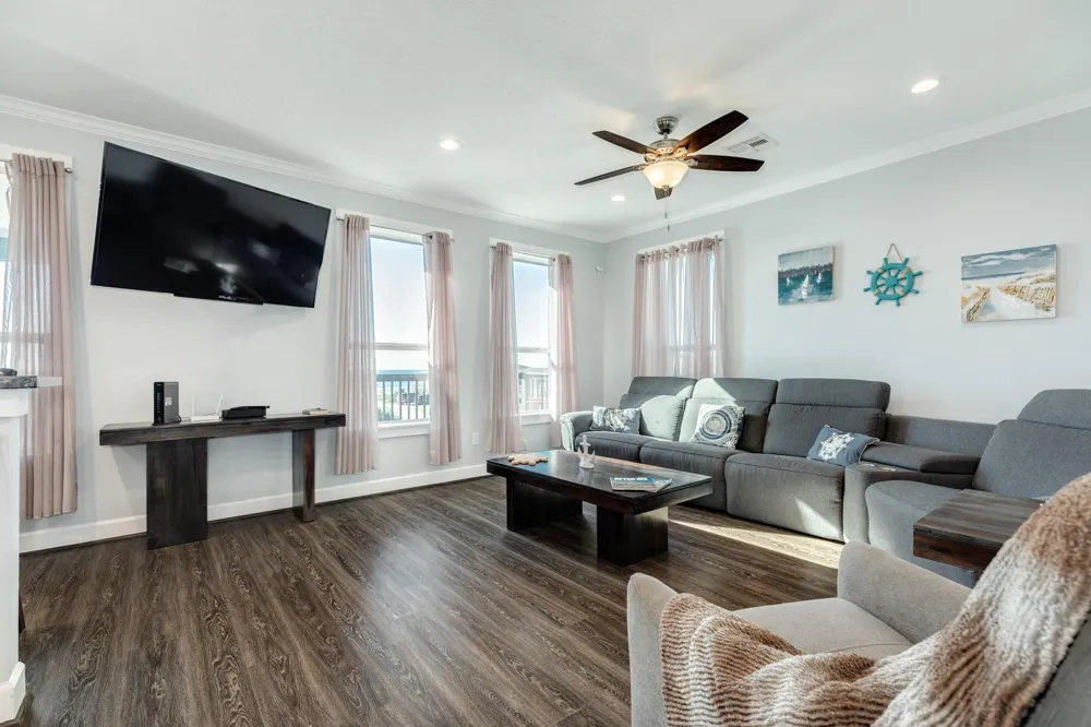 12940 John Reynolds Road Galveston, TX 77554