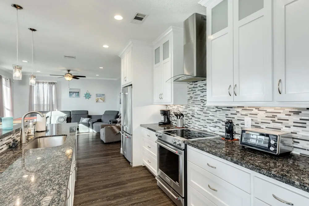 12940 John Reynolds Road Galveston, TX 77554
