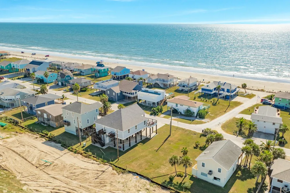 12940 John Reynolds Road Galveston, TX 77554