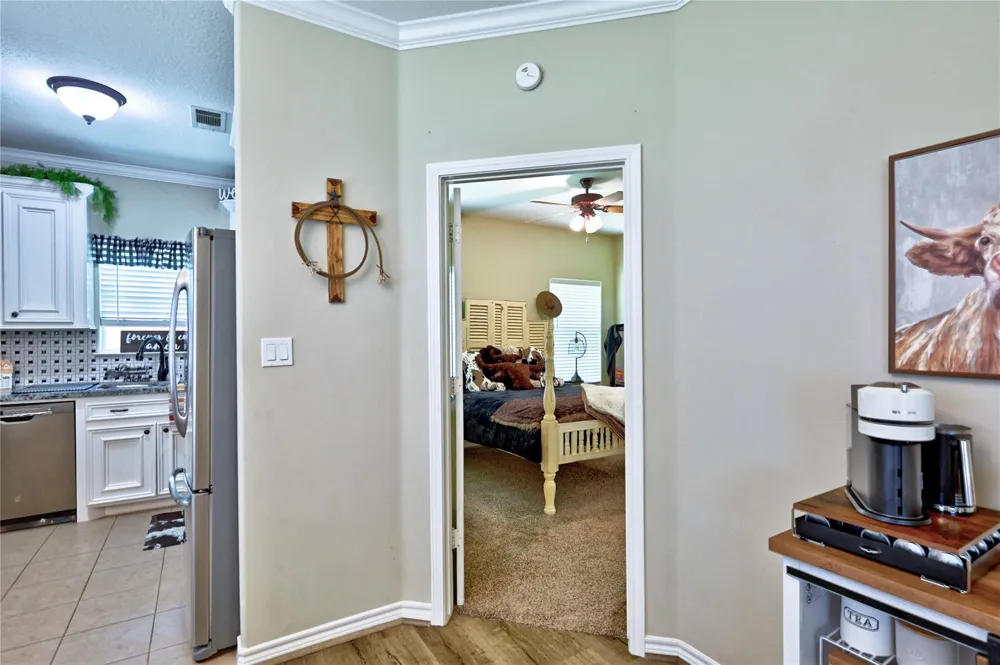 422 E Hunting Tower Run Conroe, TX 77316