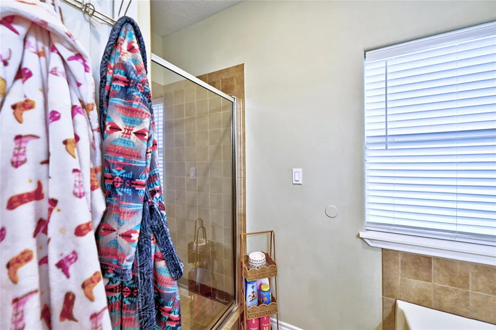 422 E Hunting Tower Run Conroe, TX 77316