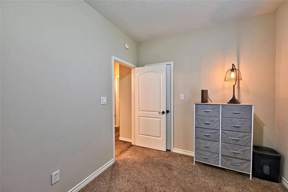 422 E Hunting Tower Run Conroe, TX 77316