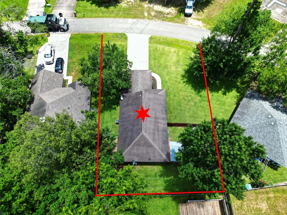 422 E Hunting Tower Run Conroe, TX 77316