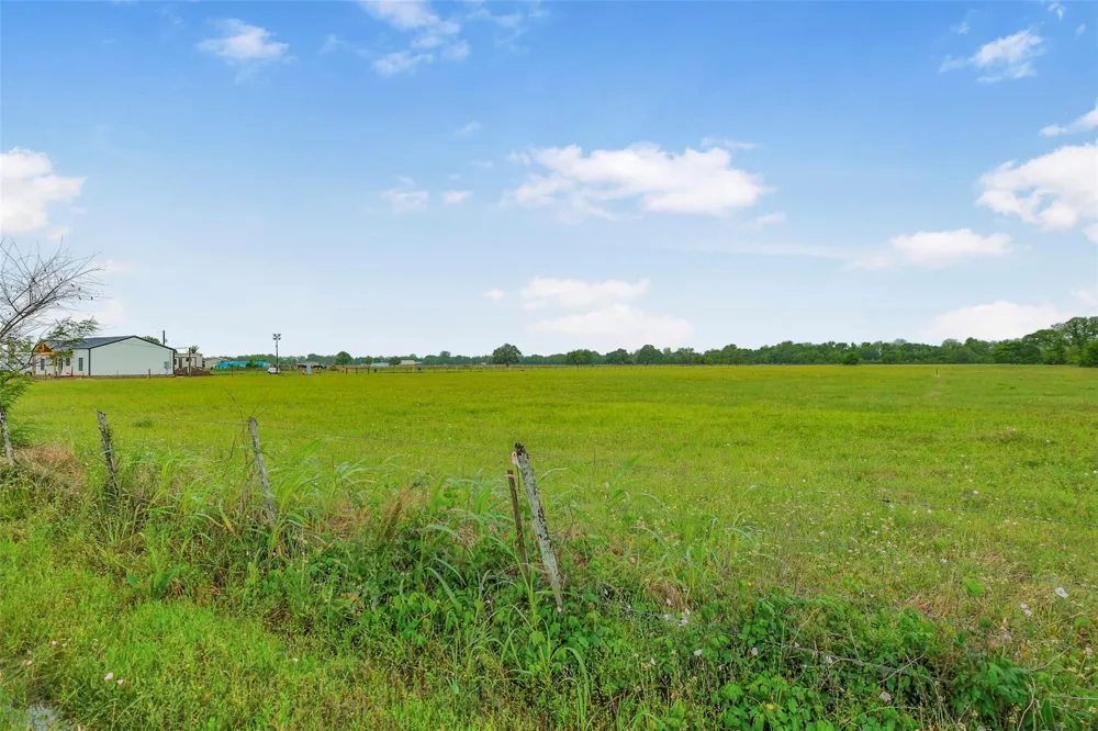 Cr 164 Boling, TX 77420