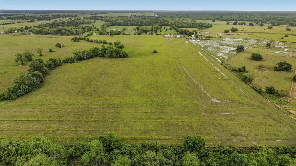 Cr 164 Boling, TX 77420
