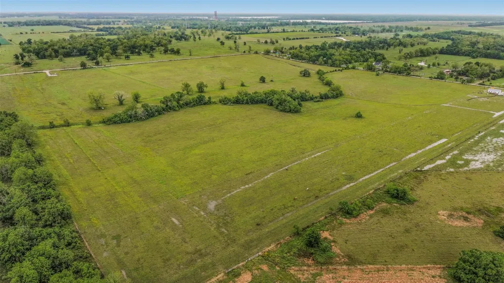 Cr 164 Boling, TX 77420