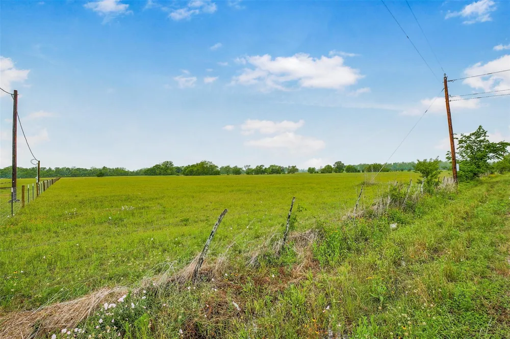 Cr 164 Boling, TX 77420