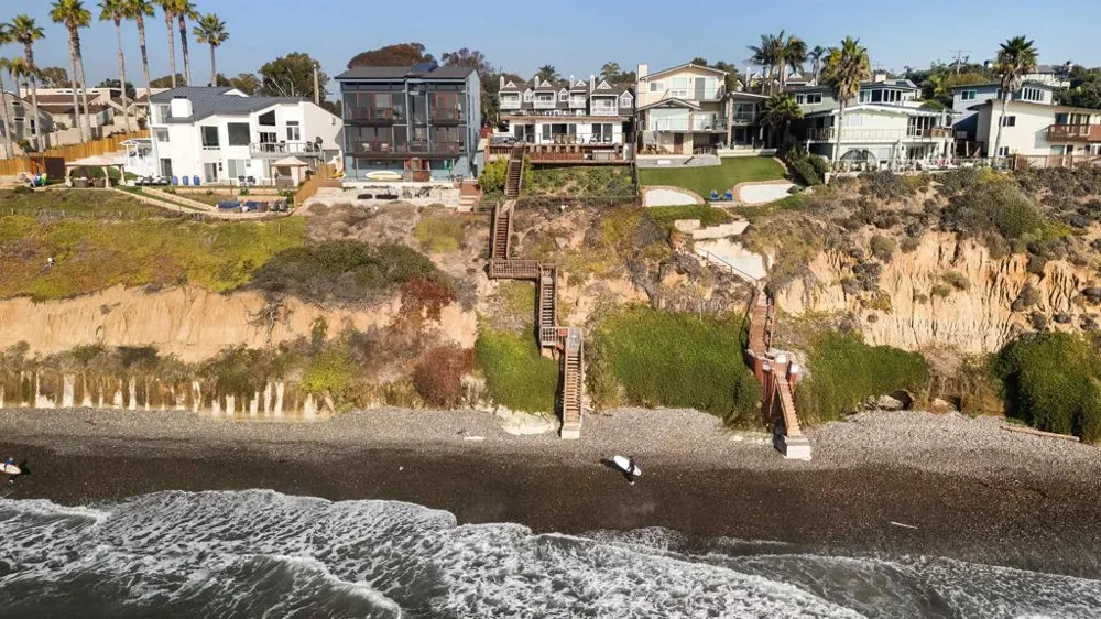 1680 Neptune Ave Vista, CA 92024