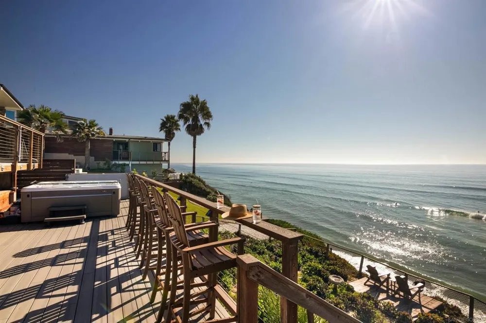 1680 Neptune Ave Vista, CA 92024