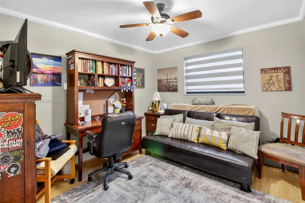 15010 Dunbarton Pl Miami Lakes, FL 33016