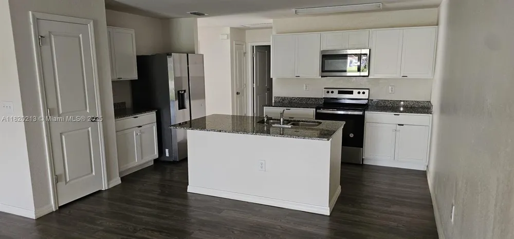 9124 Aegean Cir Lehigh Acres, FL 33936
