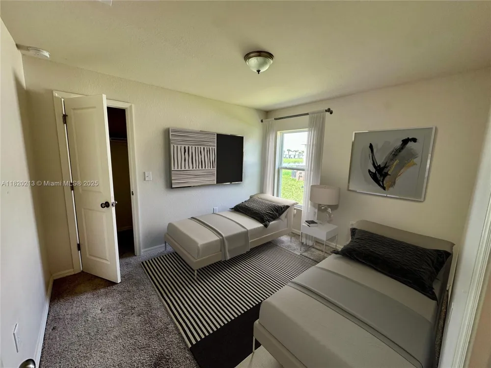 9124 Aegean Cir Lehigh Acres, FL 33936