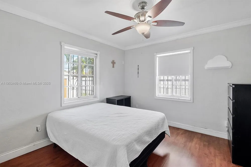7231 SW 6th St Miami, FL 33144