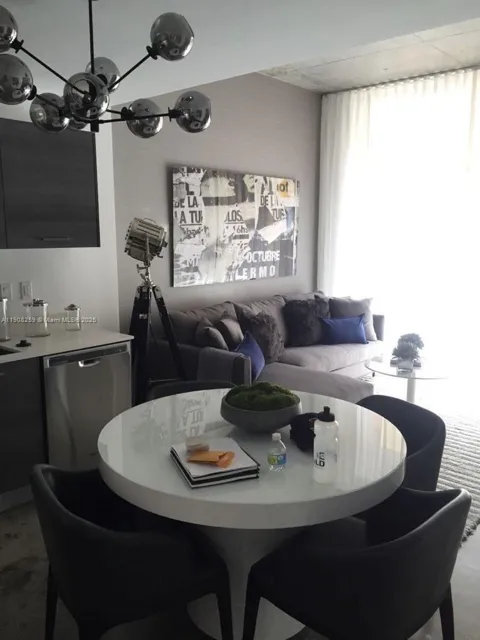 151 SE 1st St #903