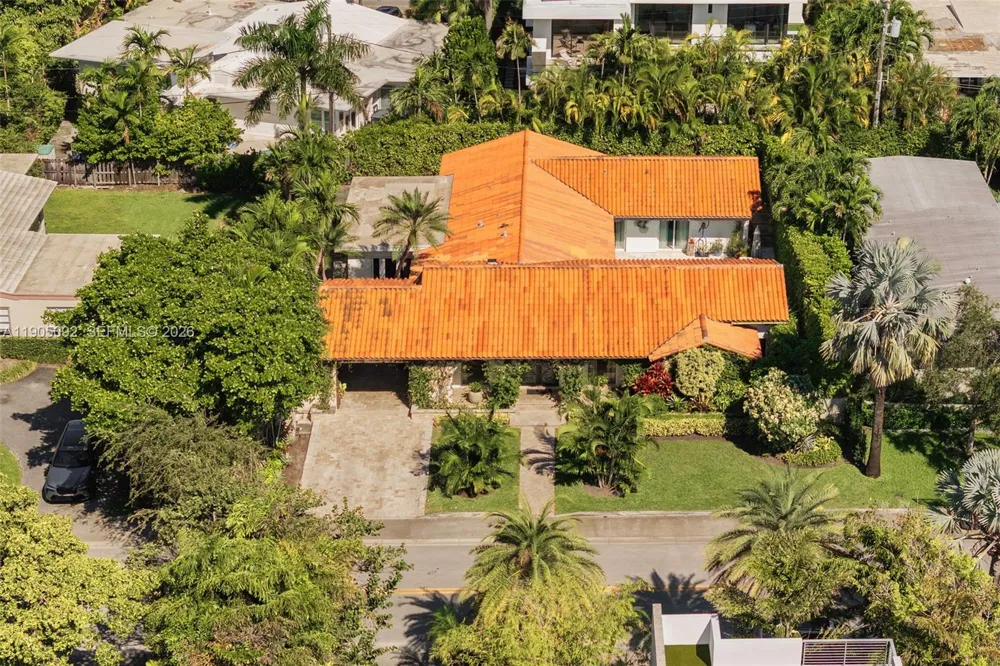 1233 102nd St Bay Harbor Islands, FL 33154