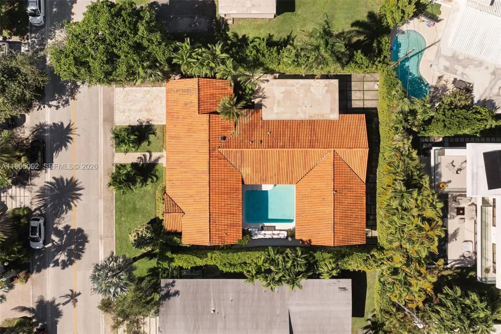 1233 102nd St Bay Harbor Islands, FL 33154