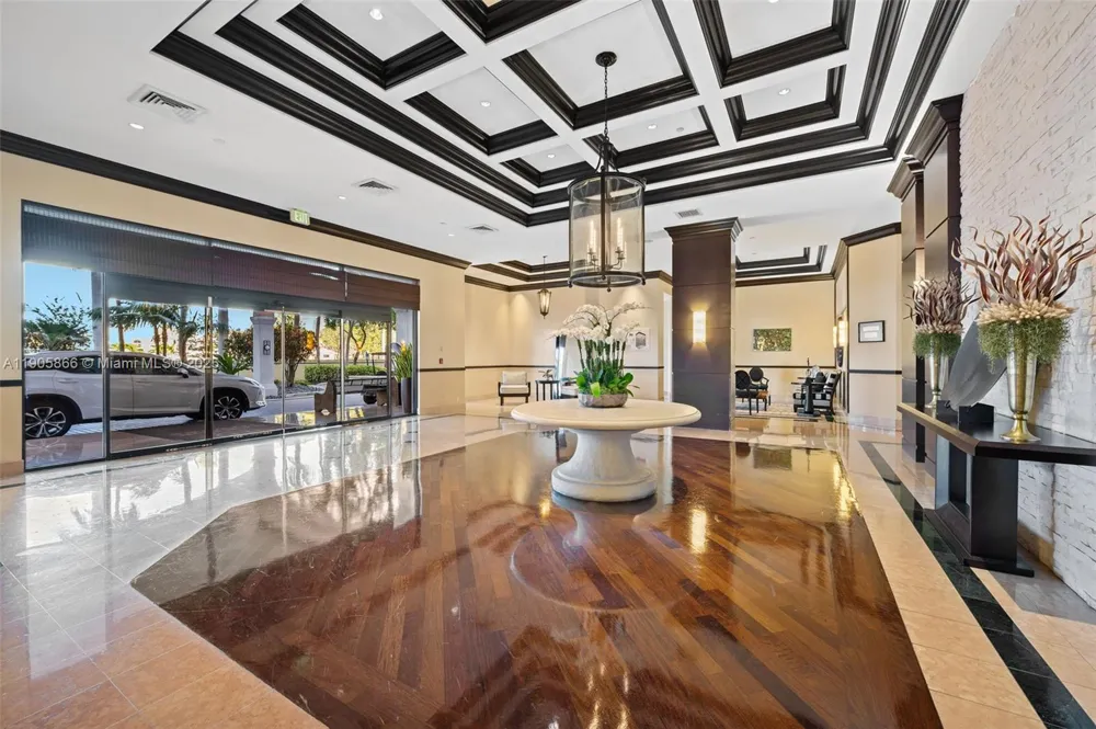 3598 Yacht Club Dr #602 Aventura, FL 33180