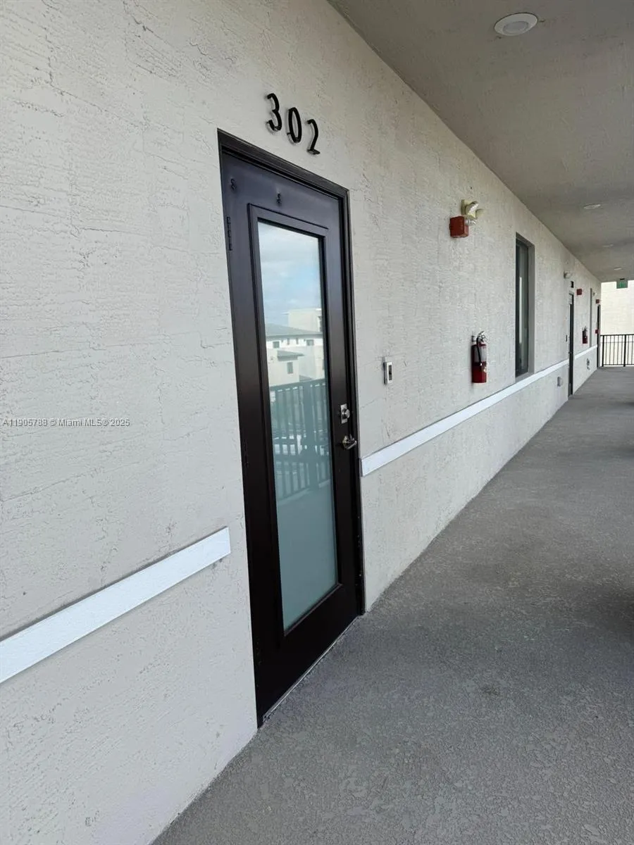 Address Not Shown Doral, FL 33166
