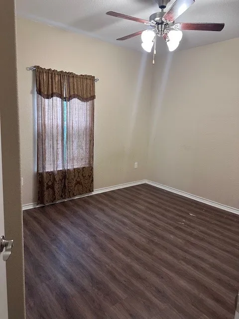 9651 County Road 505 Mathis, TX 78368