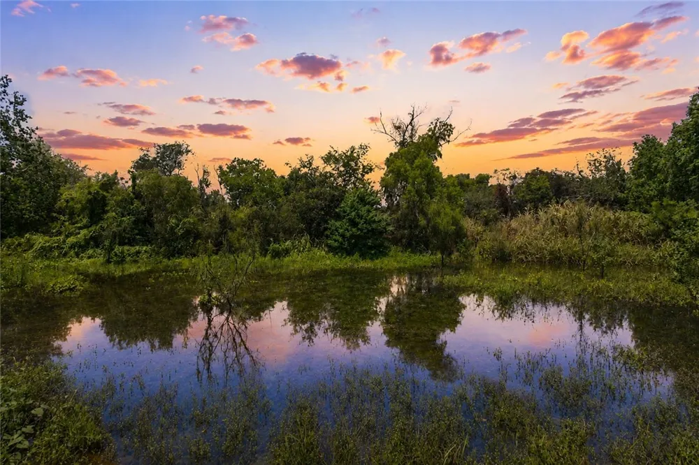 9651 County Road 505 Mathis, TX 78368
