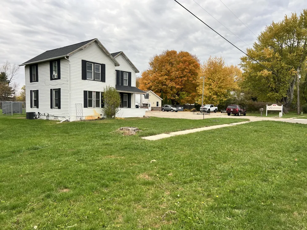 560 S Grand Street Schoolcraft, MI 49087