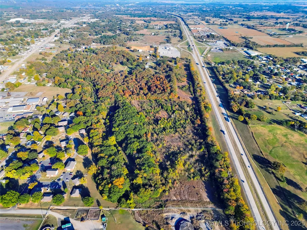 1312 S Caddo Street Muldrow, OK 74948