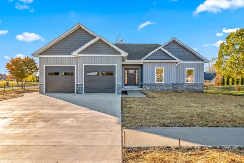 7 Arrowhead Drive