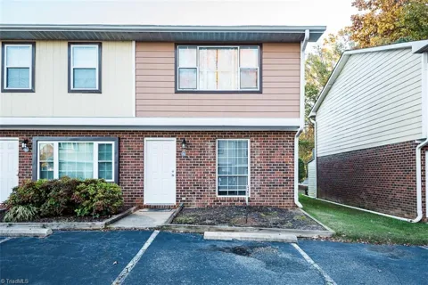 1241 S Fifth Street #B-4
