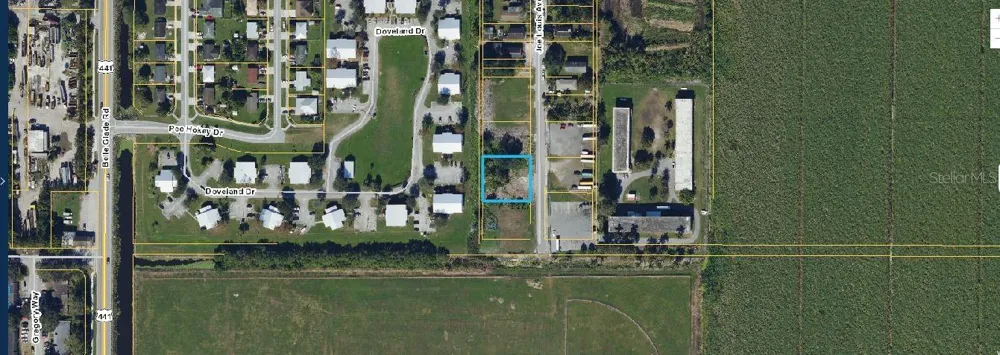 875 JOE LOUIS AVENUE Pahokee, FL 33476