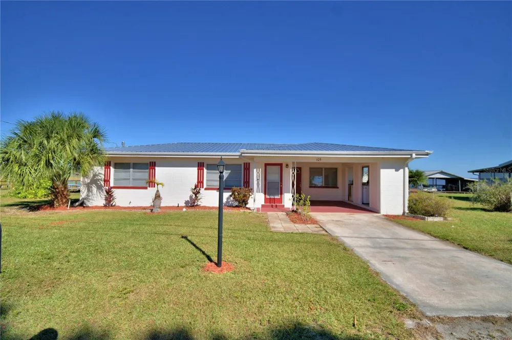 105 MAXCY LANE Frostproof, FL 33843