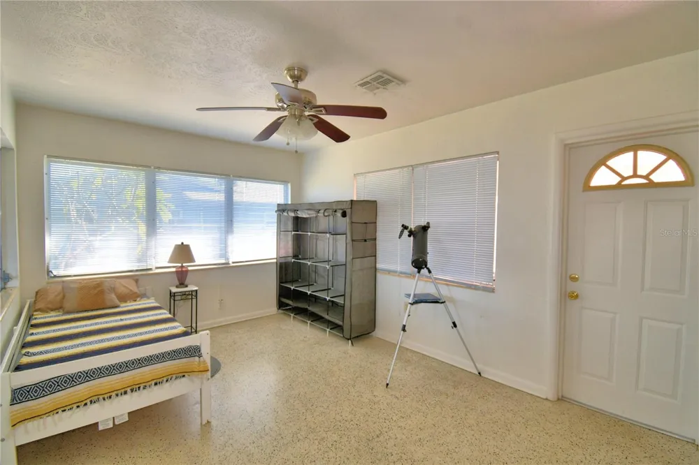 105 MAXCY LANE Frostproof, FL 33843