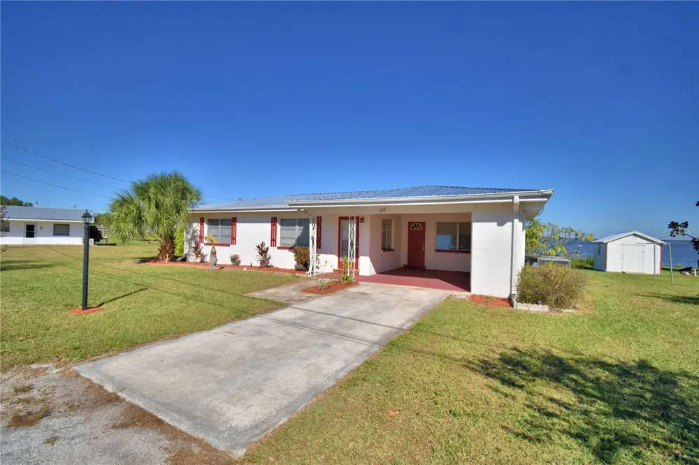 105 MAXCY LANE Frostproof, FL 33843