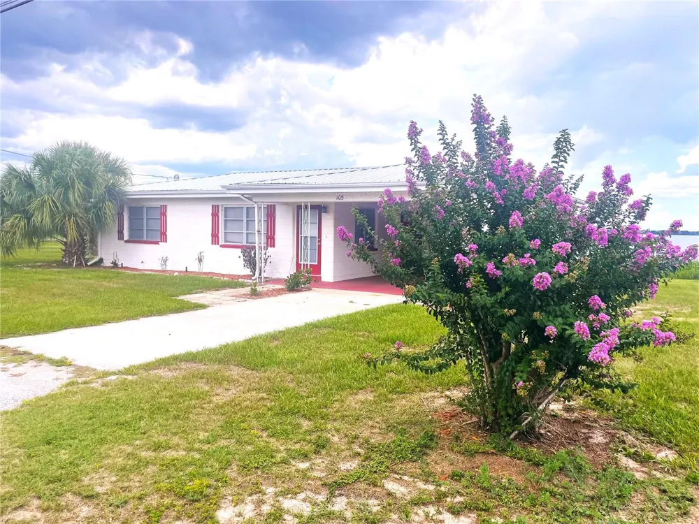 105 MAXCY LANE Frostproof, FL 33843