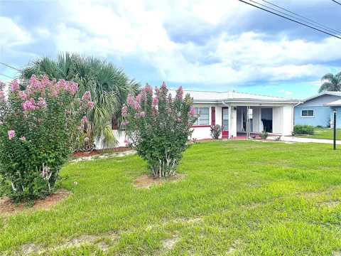 105 MAXCY LANE
