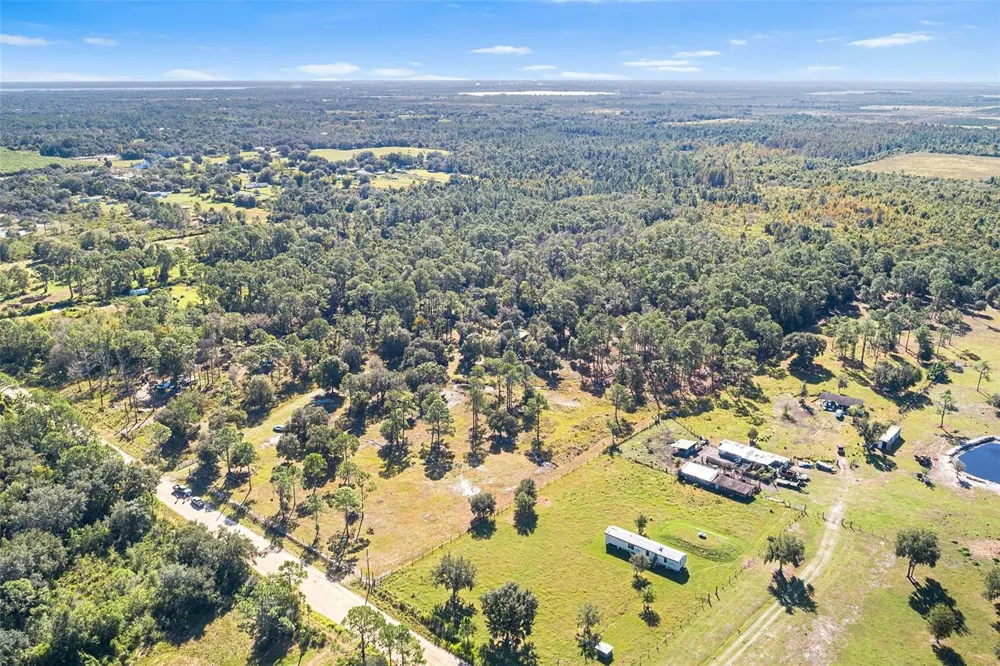1405 FAZZINI DRIVE Frostproof, FL 33843