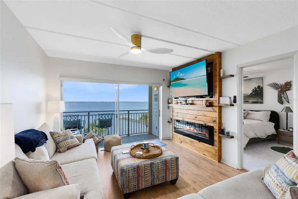 3901 DIXIE HIGHWAY NE #409 Palm Bay, FL 32905