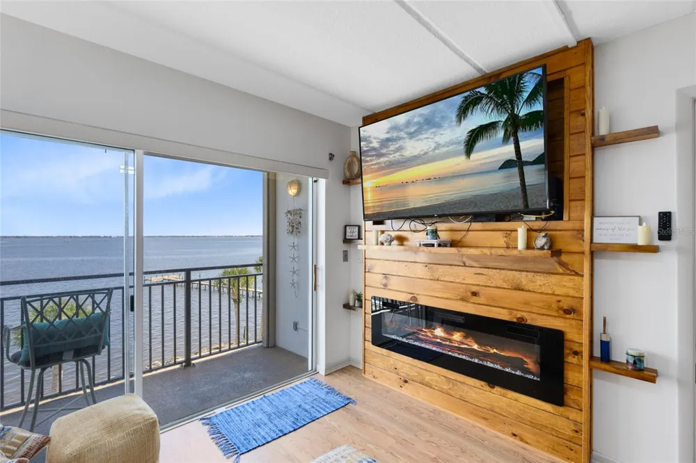 3901 DIXIE HIGHWAY NE #409 Palm Bay, FL 32905
