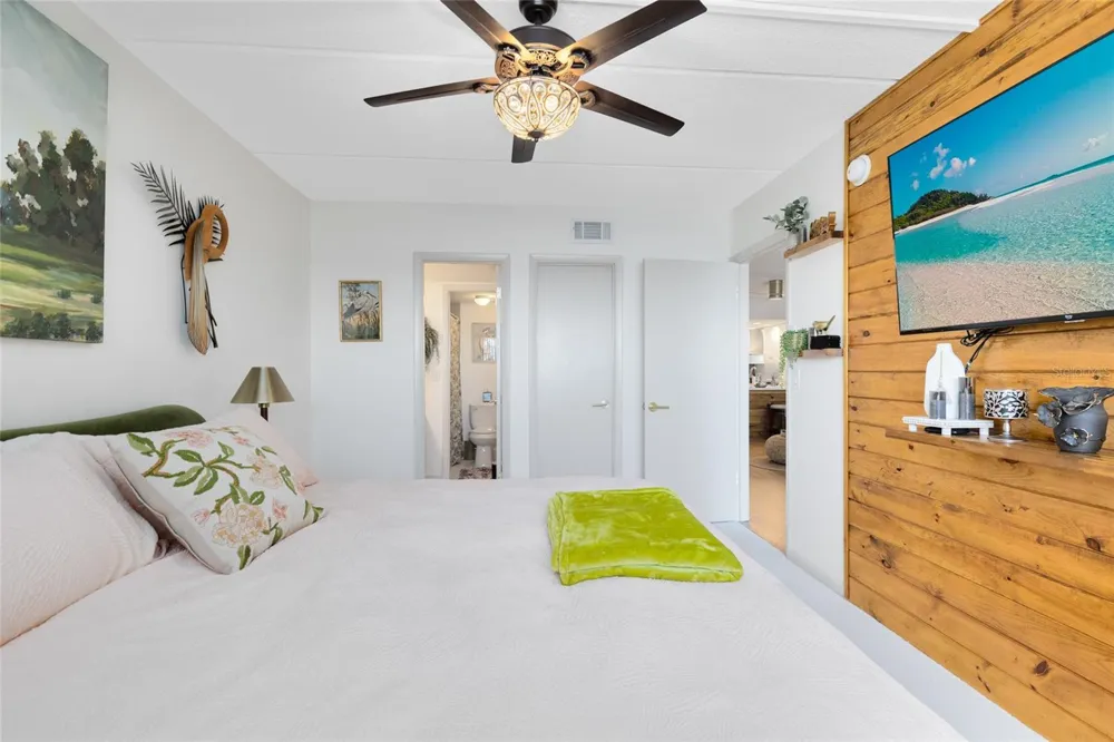 3901 DIXIE HIGHWAY NE #409 Palm Bay, FL 32905