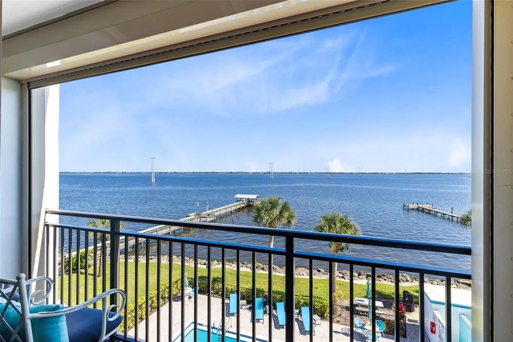 3901 DIXIE HIGHWAY NE #409 Palm Bay, FL 32905