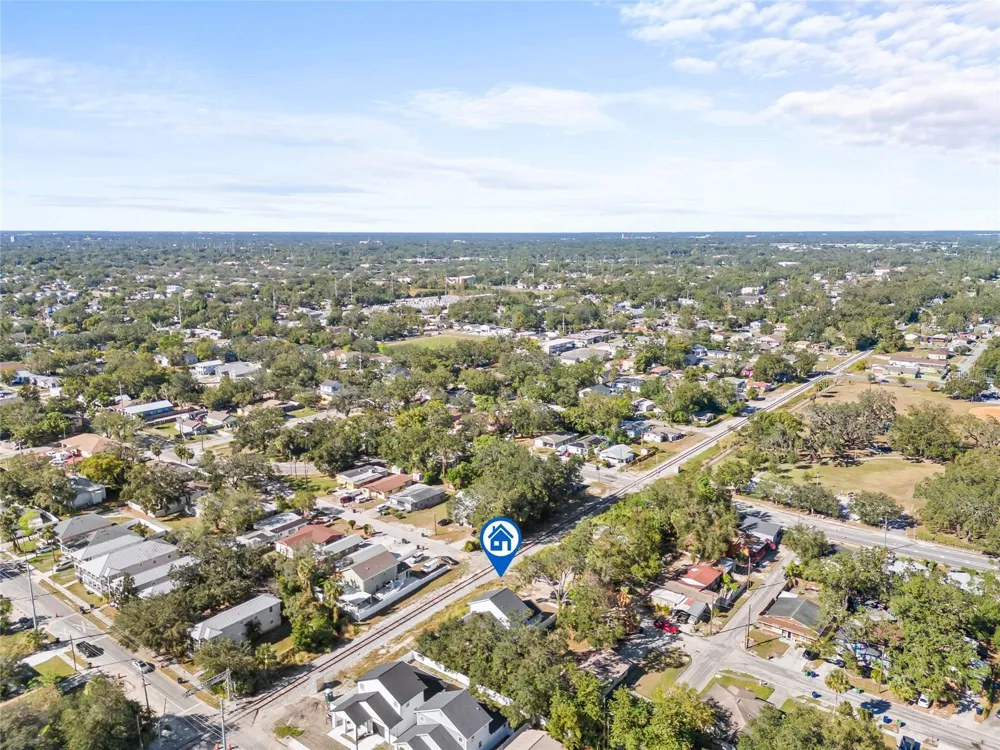 3005 E 17TH AVENUE Tampa, FL 33605