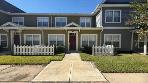 4563 YELLOWGOLD ROAD E #106